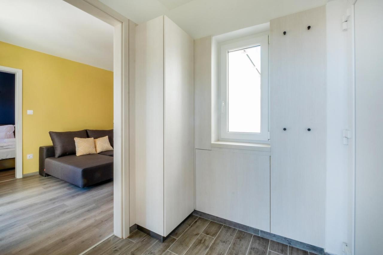Mf Villa Nuvola Siofok Bagian luar foto