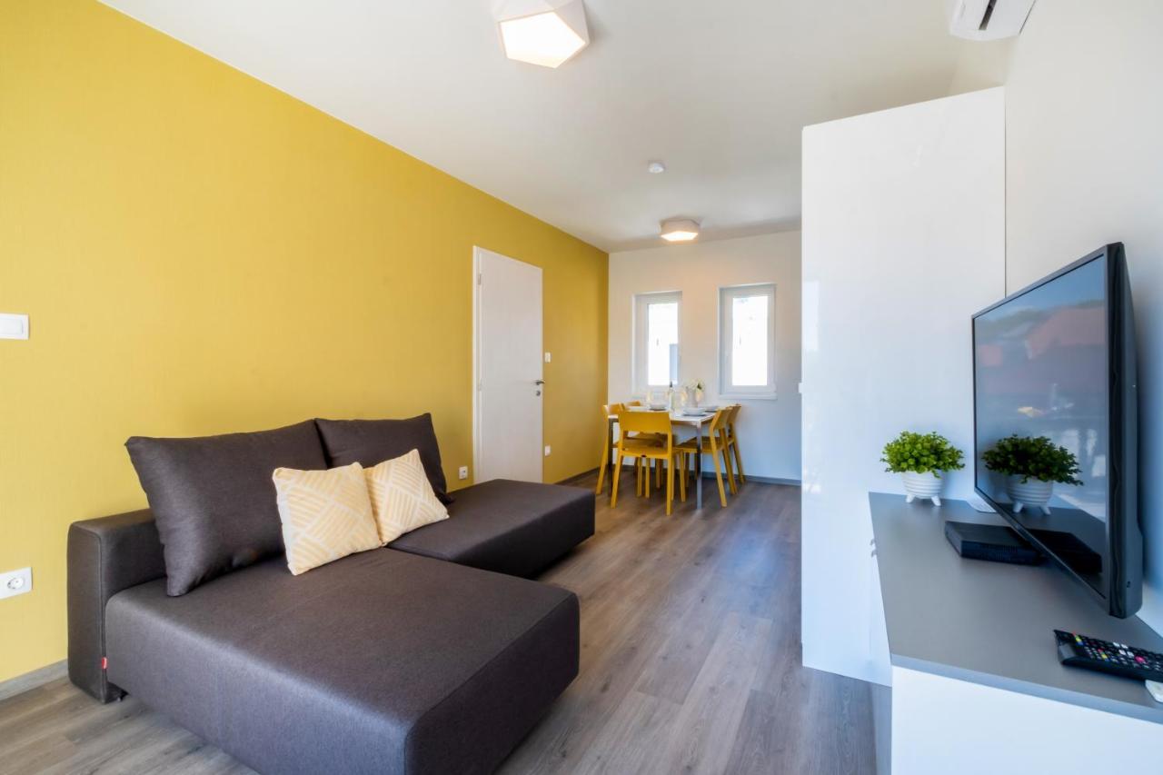 Mf Villa Nuvola Siofok Bagian luar foto