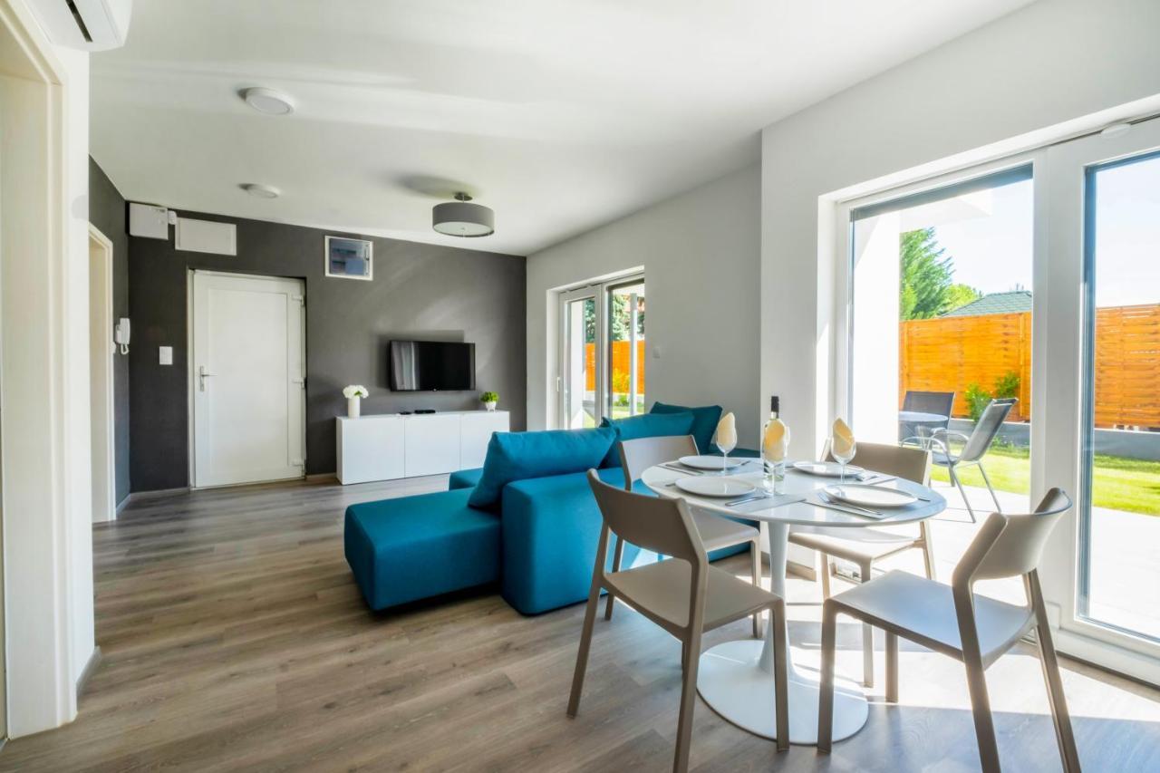 Mf Villa Nuvola Siofok Bagian luar foto