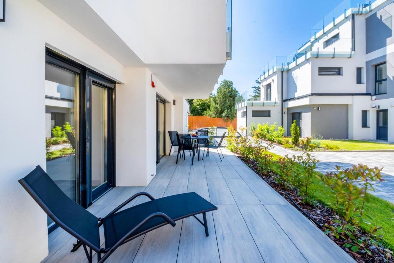 Mf Villa Nuvola Siofok Bagian luar foto