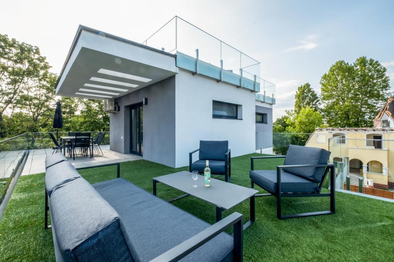 Mf Villa Nuvola Siofok Bagian luar foto